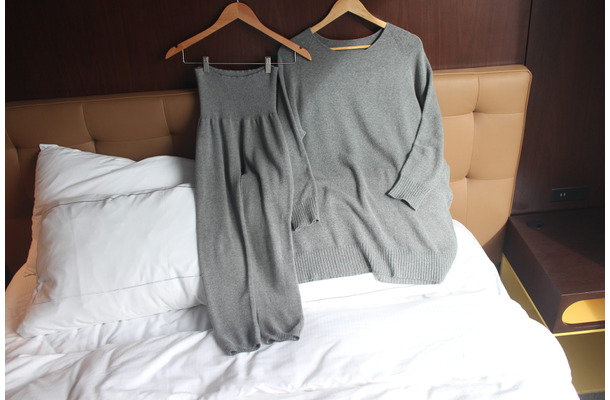 46歳スタイリストが感涙！「夜中に目が覚める」「寝てもコリがとれなくなった」私の心地よい睡眠環境をサポートする新習慣と推しリカバリーウェアとは？