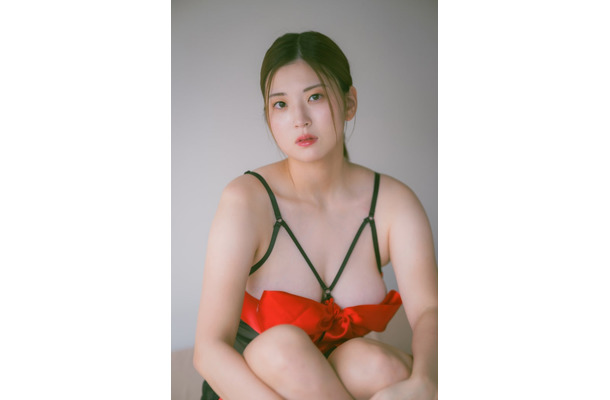 yuu写真集掲載カット（C）モデルプレス