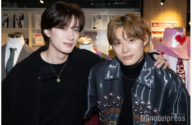 モデルプレスの取材に応じた山中柔太朗、高松アロハ（C）モデルプレス