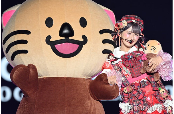 らこぽん、しなこ(C)モデルプレス