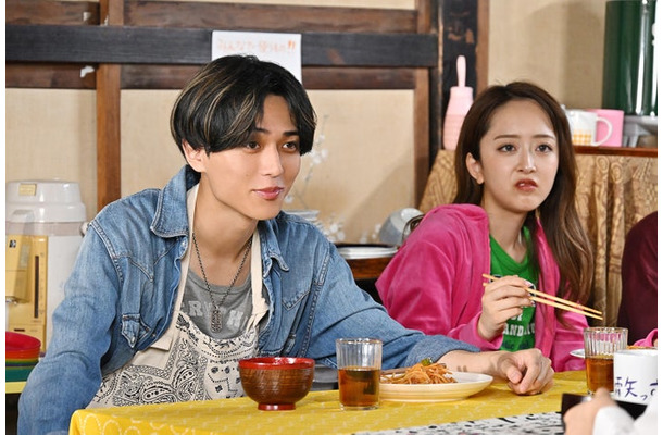 永瀬廉、大木美里亜（みりちゃむ）「リブート」第5話（C）TBS