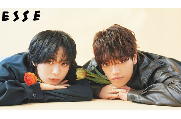 大西流星、原嘉孝「ESSE」2026年4月号（C）扶桑社