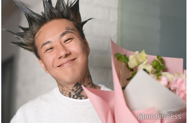 モデルプレスのインタビューに応えたGINTA（DJ銀太）（C）モデルプレス