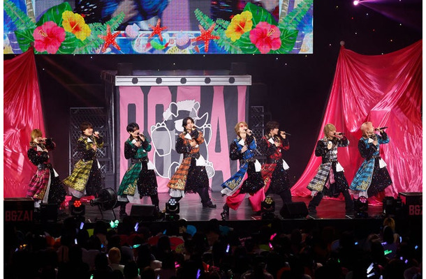 B&ZAI／（左から）今野大輝、稲葉通陽、本高克樹、鈴木悠仁、橋本涼、菅田琳寧、矢花黎、川崎星輝（提供写真）