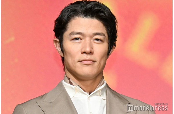 「キリングッドエール」5000万本突破！“大反響”御礼発表会に出席した鈴木亮平（C）モデルプレス