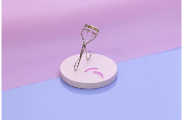 貝印、替ゴムの硬度を2層にした新発想「2層ゴムのふわピタカーラー」新発売