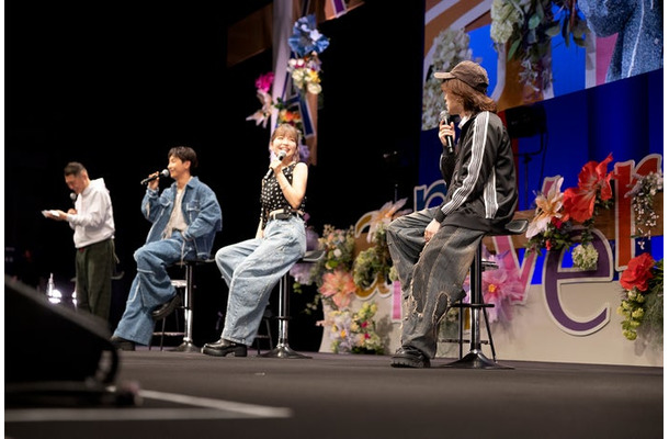 與真司郎、宇野実彩子、末吉秀太(提供写真)