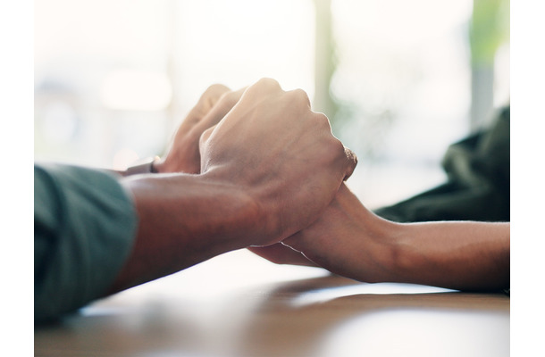 男性自衛官として異例の7カ月育休取得。「産み落としてくれたら俺が育てる」「あたしゃウミガメか」ワンオペ育児で嫁を支えた夫の本音とは？