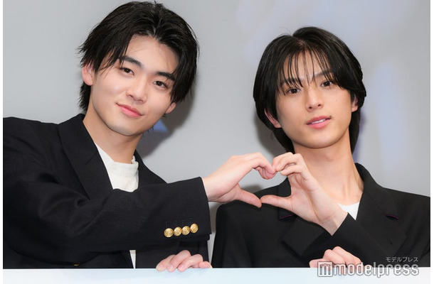 「コントラスト」完成披露試写会に出席した井内悠陽、阿久根温世（C）モデルプレス
