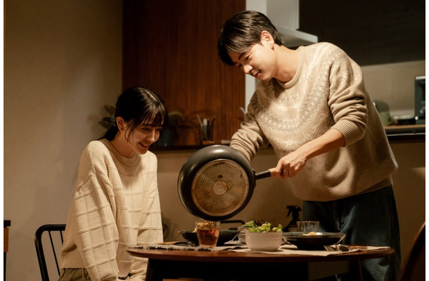 久保史緒里、成田凌「冬のなんかさ、春のなんかね」第9話（C）日本テレビ