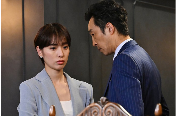 戸田恵梨香、北村有起哉「リブート」第8話（C）TBS
