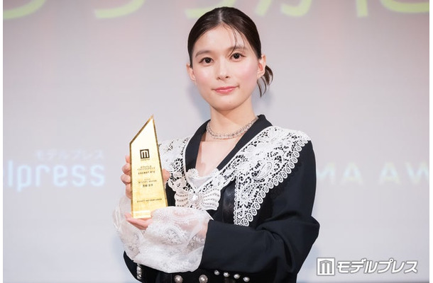 「モデルプレスベストドラマアワード」主演女優部門1位を受賞した芳根京子（C）モデルプレス