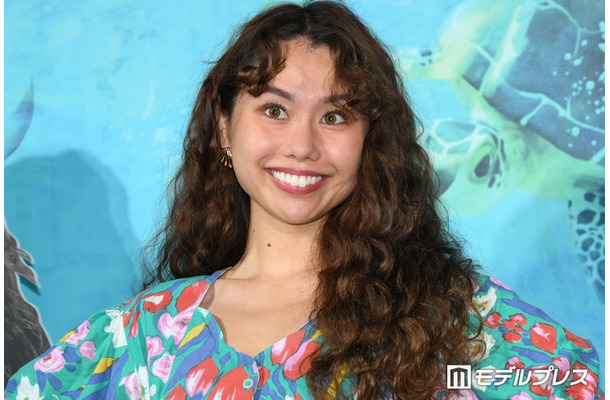 peco(C)モデルプレス