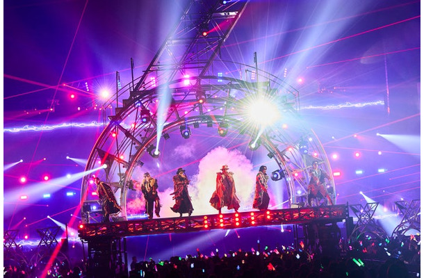 SixTONES（提供写真）