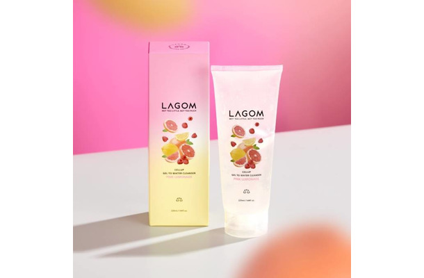 LAGOM、ピンクレモネードの香りで爽やかに洗い上げる限定洗顔アイテムが登場