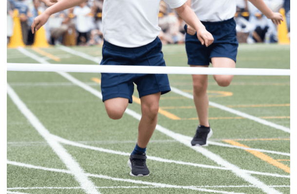 運動会で…「孫の一大事！」70代の祖父が見せてた思わぬ行動に「愛だな」