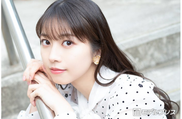 牧野真莉愛(C)モデルプレス
