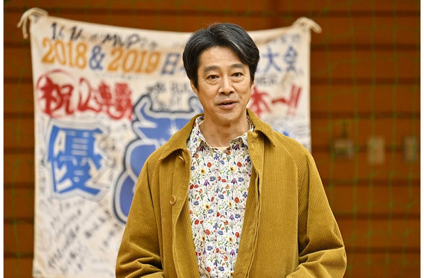 堤真一「ＧＩＦＴ」（C）TBS