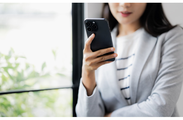 「感じがいい人」は初対面で絶対にしない「スマホの作法」は？【マナー講師監修】