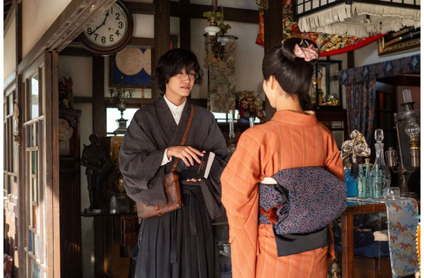 佐野晶哉、見上愛「風、薫る」第12話（C）NHK