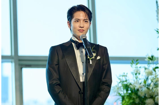 志尊淳「10回切って倒れない木はない」第1話(C)日本テレビ