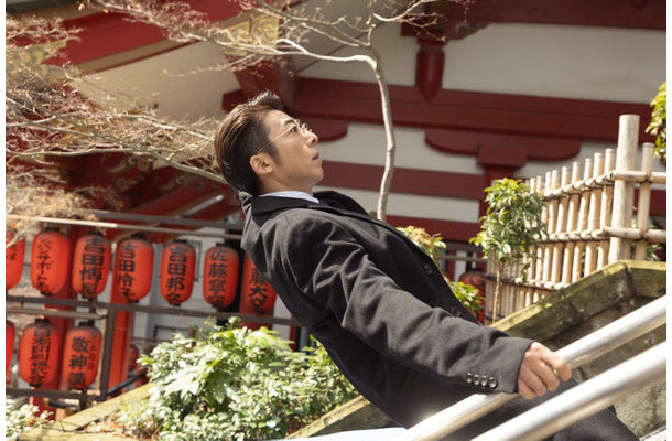 高橋一生「リボーン ~最後のヒーロー~」第1話(C)テレビ朝日