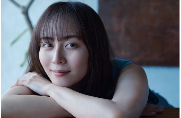 撮影:三宮幹史/比嘉愛未エッセイ「タイトル未定(仮)」(6月10日発売/講談社)より