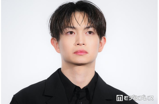 綱啓永（C）モデルプレス