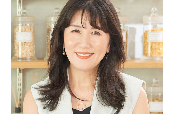 「更年期を怖がらなくていい、絶対に大丈夫だから」。ただし、とても大事なことがあって……植物療法士・森田敦子さんが教える「更年期じたく」