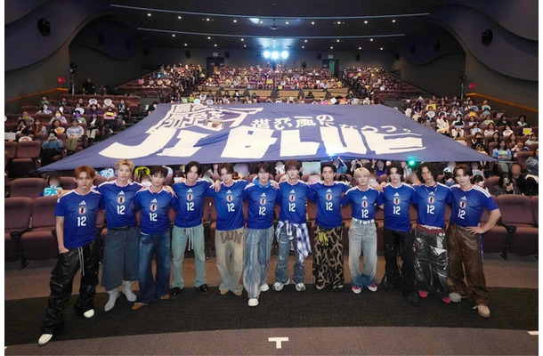 JI BLUE(C)LAPONE ENTERTAINMENT