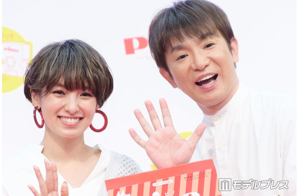 南明奈、濱口優(C)モデルプレス