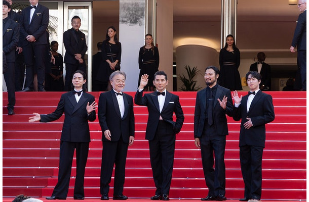 菅田将暉、黒澤清監督、本木雅弘、青木崇高、宮舘涼太（C）Kazuko Wakayama