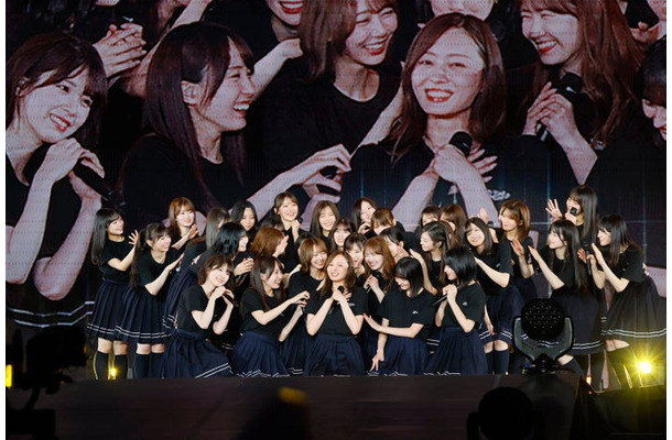 (C)乃木坂46LLC