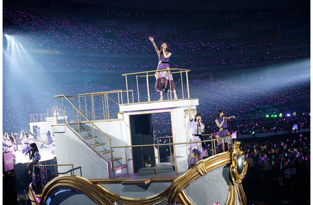 (C)乃木坂46LLC