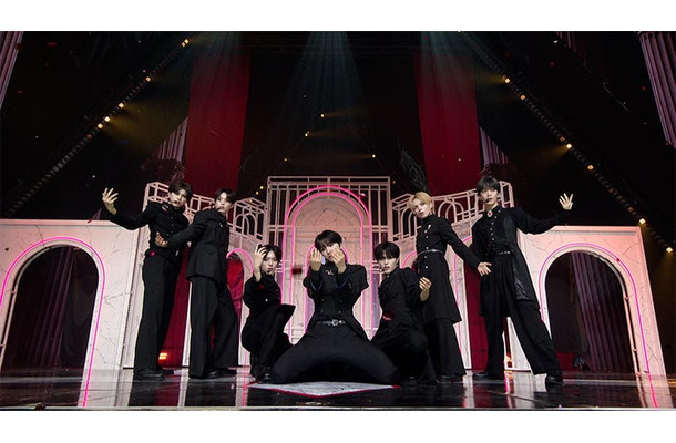 「BLACK ANGEL」（C）PRODUCE 101 JAPAN 新世界