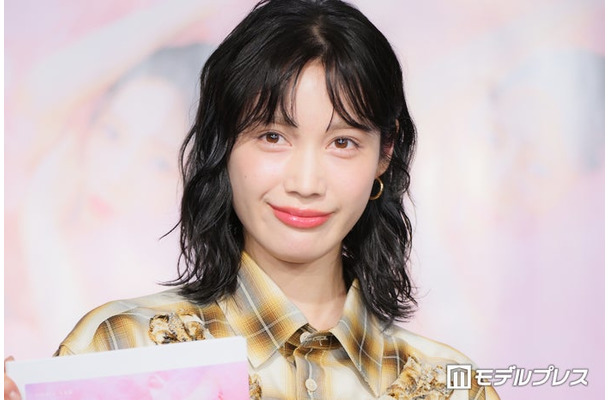 「中村ゆりか写真集 Yu LU ri NA」発売記念イベントに出席した中村ゆりか(C)モデルプレス