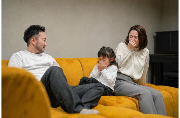 妻と娘から「クサい!近づかないで!」と言われて…。41歳男性が直面した“家庭内孤立”の現実とは