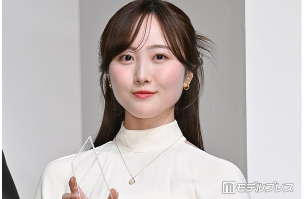 「素まつげビューティーアイコン20代部門」に選出された本田望結（C）モデルプレス