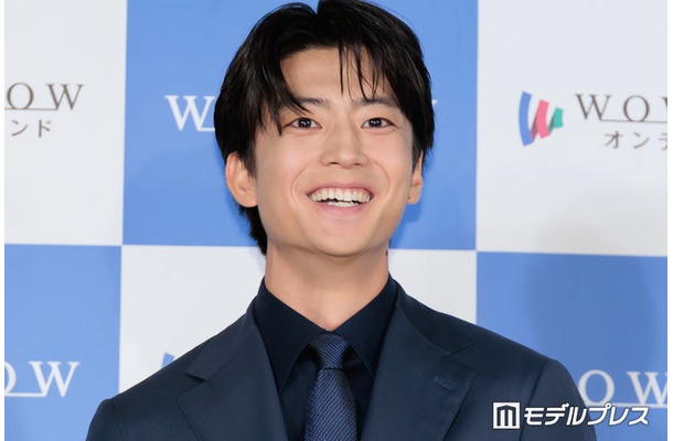 「連続ドラマW　コンサルタント―死を執筆する男―」完成報告会に登壇した伊藤健太郎（C）モデルプレス
