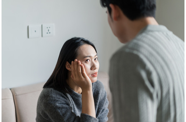 「お金のことを考えると離婚できない」高給取りの夫から25年間いじめ抜かれ、子どもたちは「パパはママに優しくないよね」と背中をさすってくれるけれど、先が見えなくて辛すぎる。どうすればいいの?