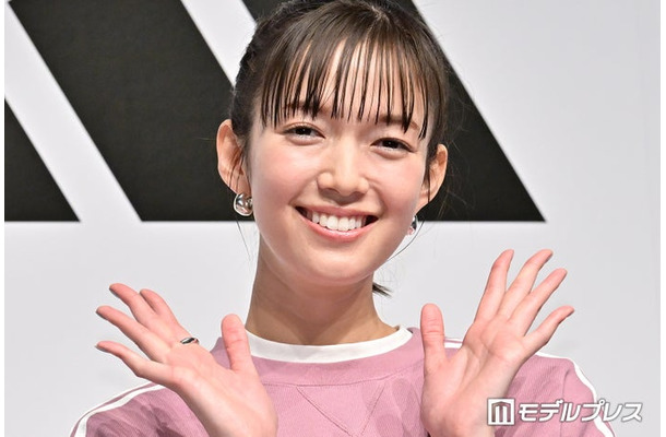 佐藤栞里(C)モデルプレス
