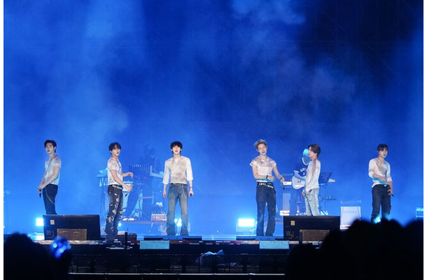 ENHYPEN「Weverse Park」(C)2026 Weverse Con Festival