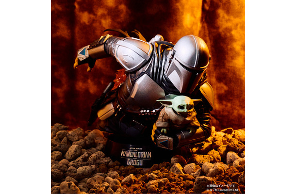 A賞マンダロリアン&グローグー スタチューフィギュア／© &  Lucasfilm Ltd.