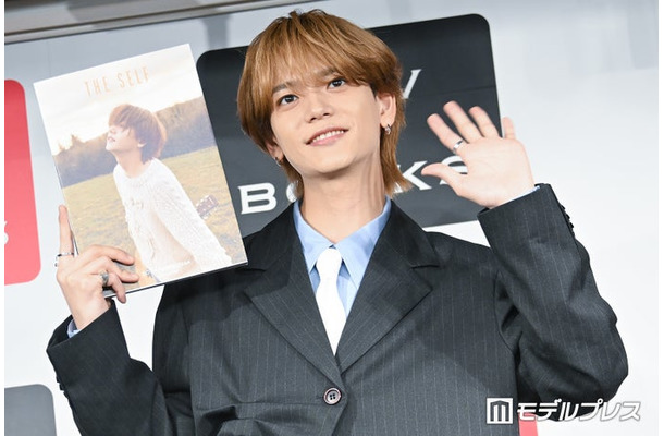 2nd写真集「THE SELF」刊行記念イベントを開催した中島颯太(C)モデルプレス