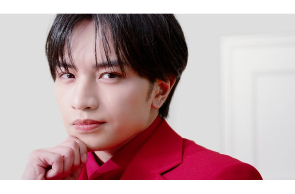 中島健人／パーフェクトワン新TVCM「レッドカーペット」篇より（提供写真）