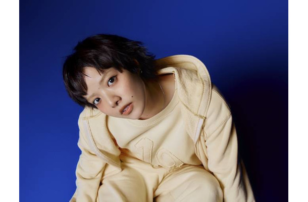 あいみょん、3rdアルバム「おいしいパスタがあると聞いて」アナログ盤発売。メジャーデビュー10周年イヤーを盛り上げる