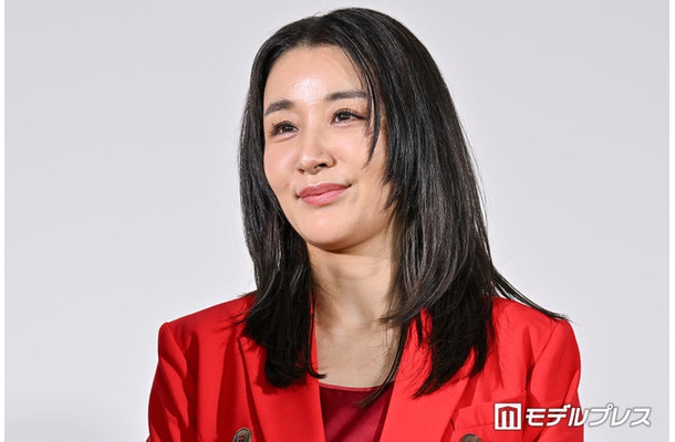 「おちたらおわり」制作発表記者会見に出席した鈴木紗理奈（C）モデルプレス