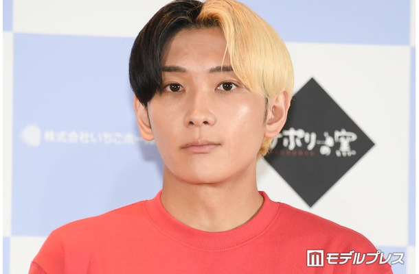 太洋物産事業戦略発表会 堀江貴文氏取締役就任式に登場したヒカル（C）モデルプレス