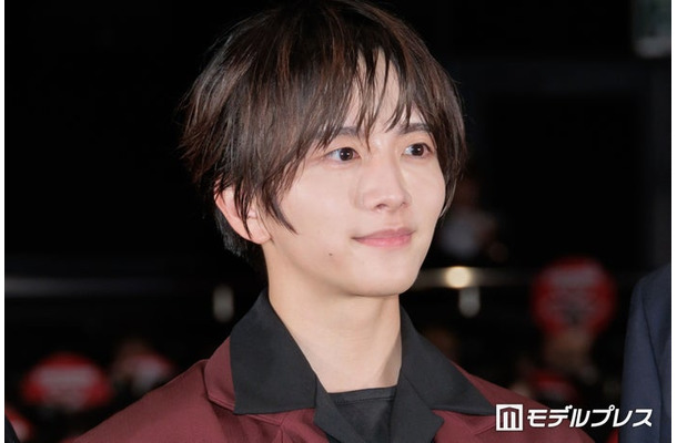 「口に関するアンケート」に出席した板垣李光人(C)モデルプレス