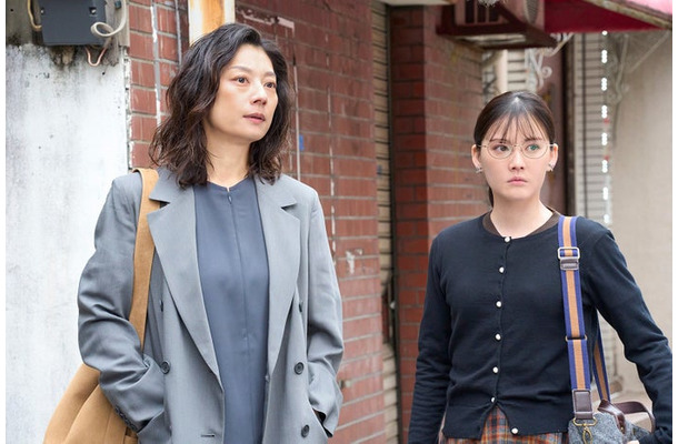 小池栄子、北香那「さよならノワール」第1話（C）フジテレビ